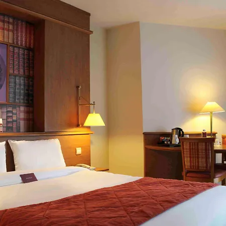 Szálloda Mercure Centre Cathedrale