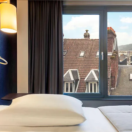 Hotel Mercure Centre Cathédrale 4*
