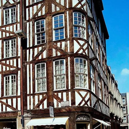 Hotel Mercure Centre Cathédrale 4*