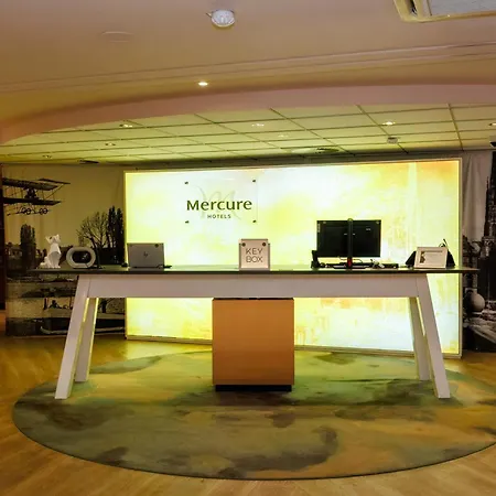 Mercure Centre Cathedrale Hotel 4*