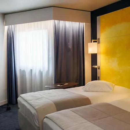 Отель Mercure Centre Cathedrale