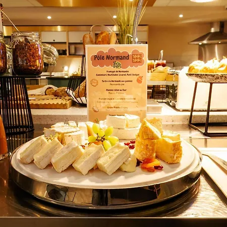 鲁昂中心教堂美居酒店 酒店