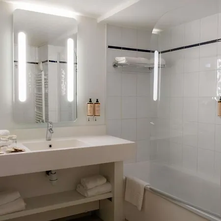 Mercure Centre Cathedrale Отель 4*