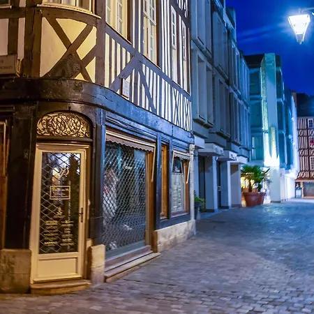Hotel Mercure Centre Cathedrale 4*