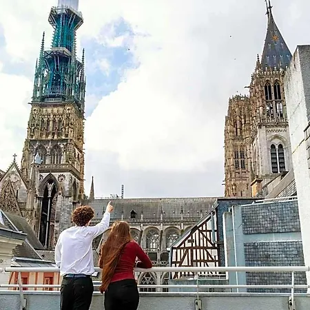 Mercure Centre Cathédrale Hotel 4*