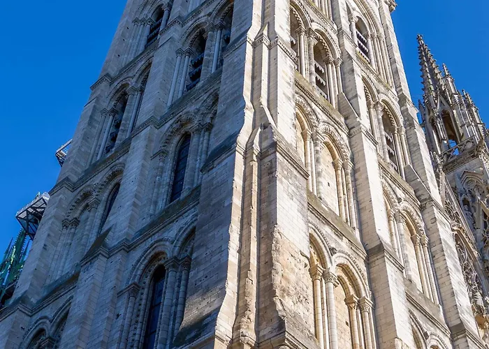 Hotel Mercure Centre Cathédrale 4*