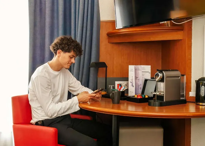 Mercure Centre Cathedrale Отель Руан