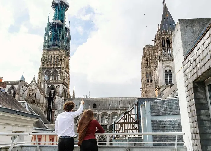 Hotel Mercure Centre Cathédrale 4*