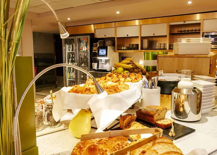 Готель Mercure Centre Cathedrale 4*